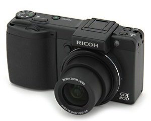 RICOH GX200